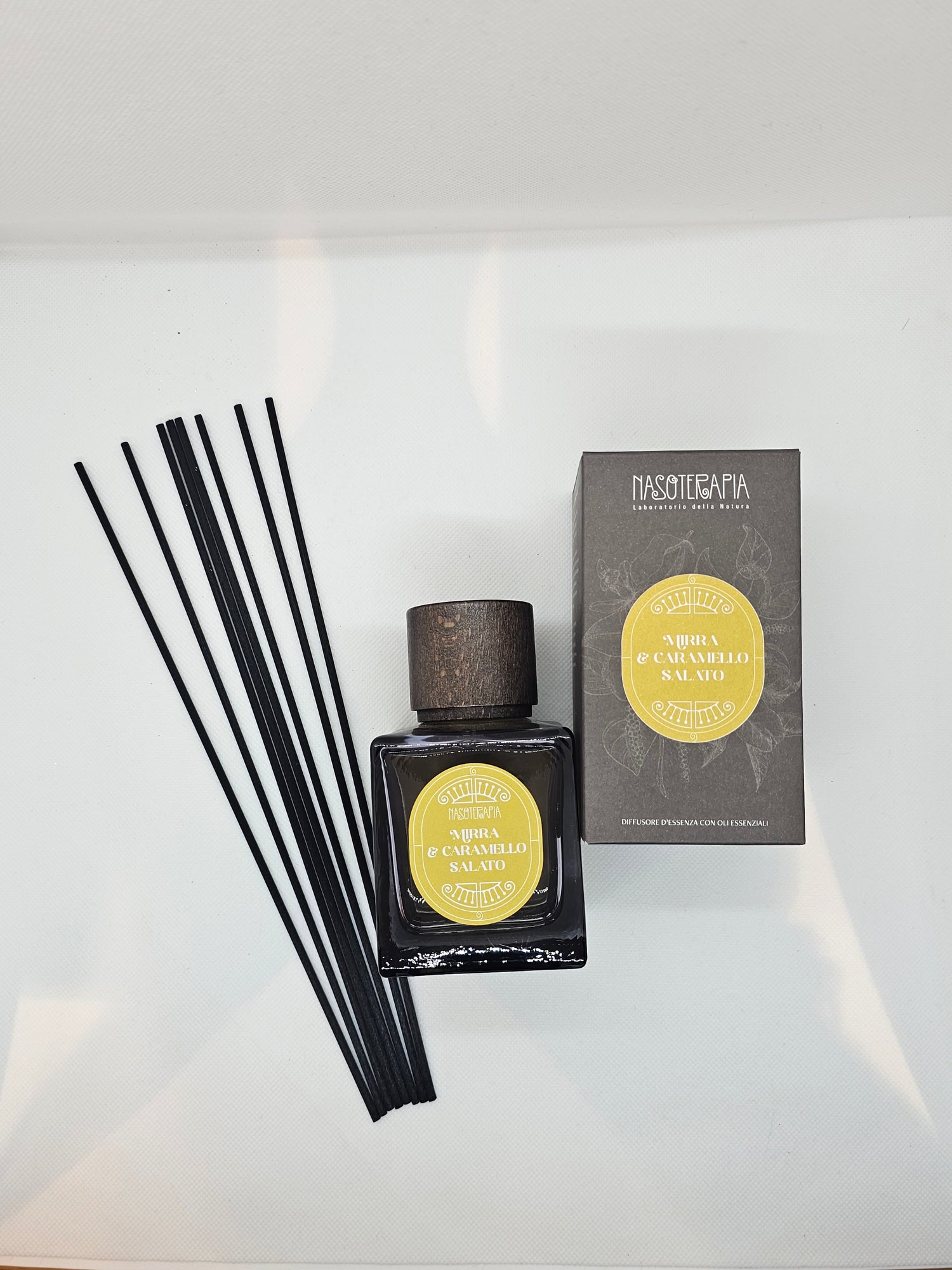 Diffusore con bastoncini Nasoterapia Mirra e Caramello Salato