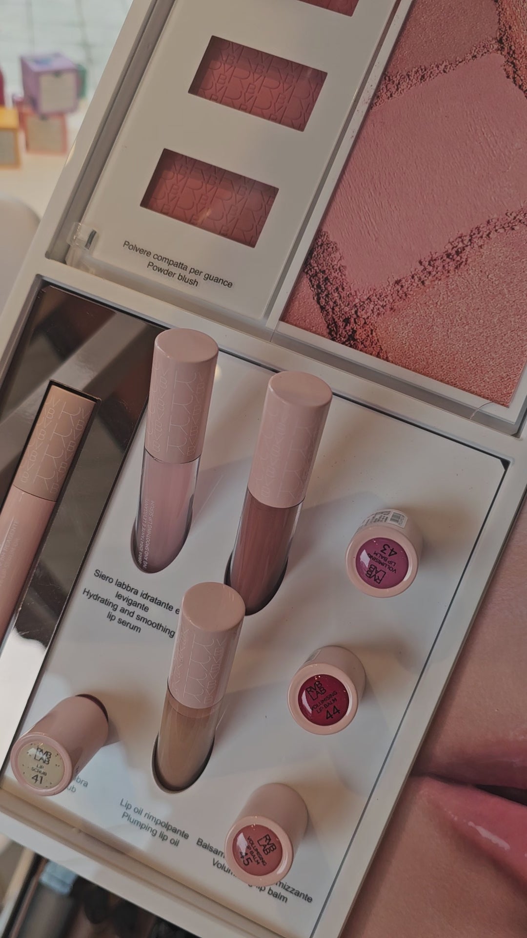 Butter Kiss - Rossetto Cremoso Luminoso - RVB LAB