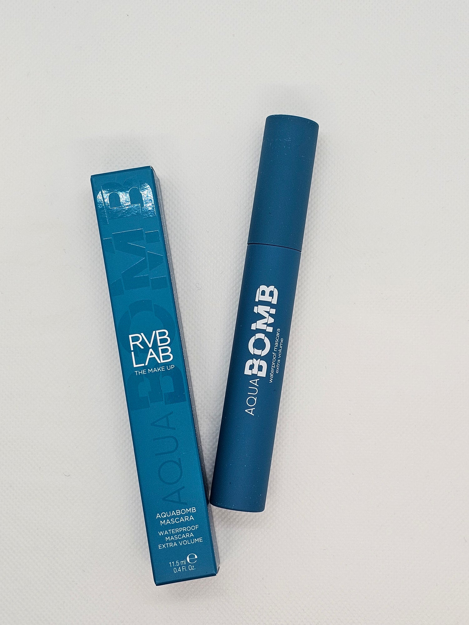 Aqua Bomb Mascara Waterproof RVB LAB