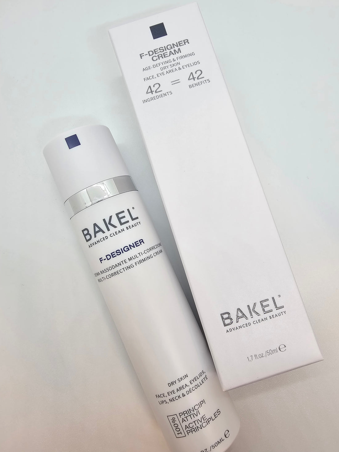 F - Designer Dry Skin Case &amp; Refill Bakel