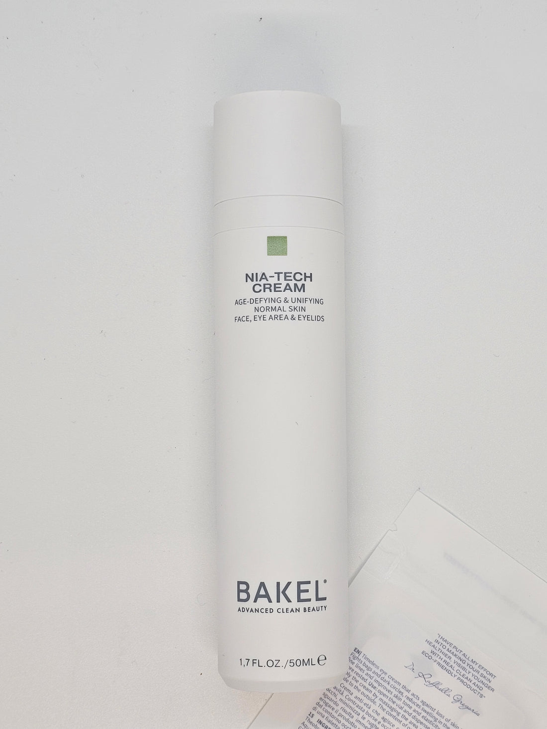 Nia Tech Cream - Normal Skin - Bakel