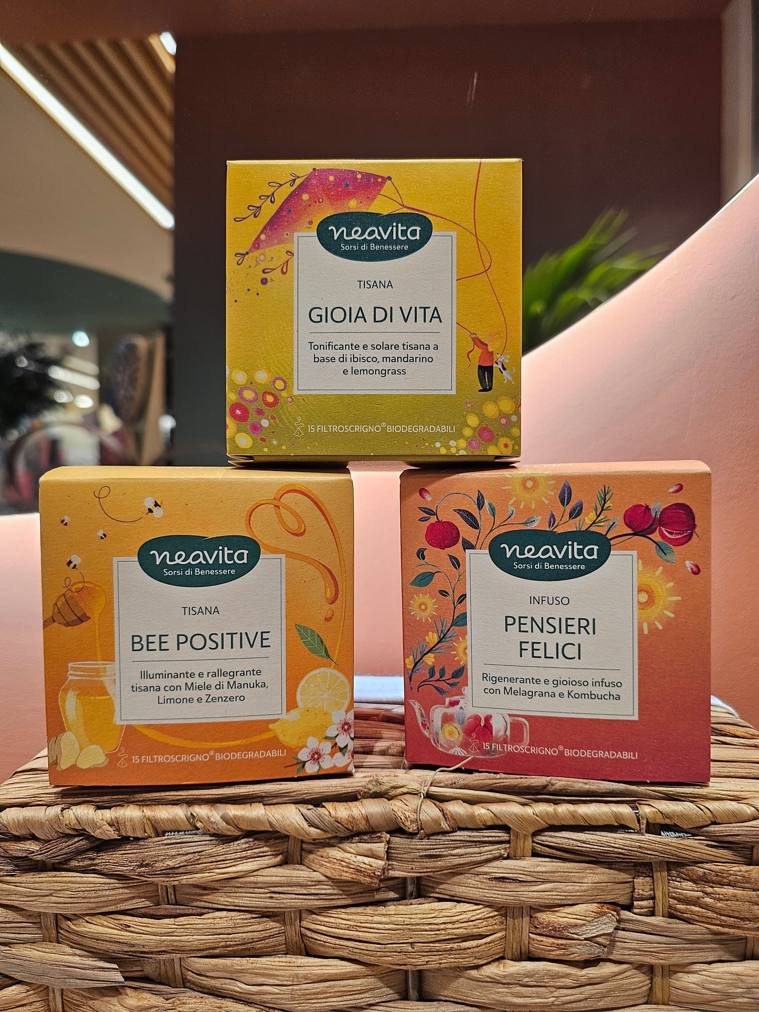 Kit Trio Gioia di vita - due tisane  Gioia di Vita e Bee Positive e un infuso Pensieri Felici Neavita